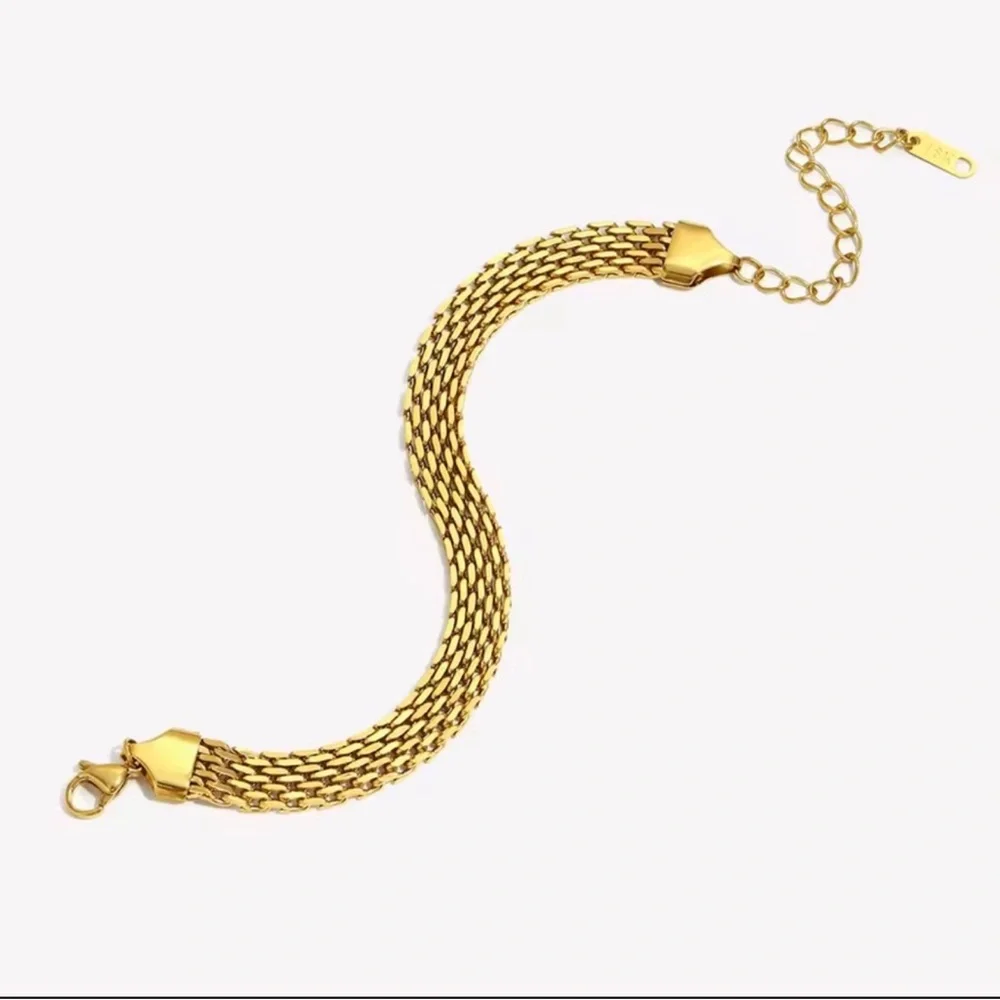 Stainless Steel Gold Plated Chain Bracelet 18K Look Waterproof - Picture 3 of 10